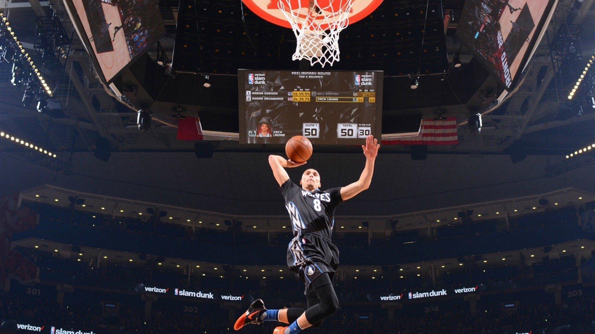宿敌之争再升级,狄龙挑衅库里汤神成瘾,勇士灰熊恩怨引爆NBA新篇章