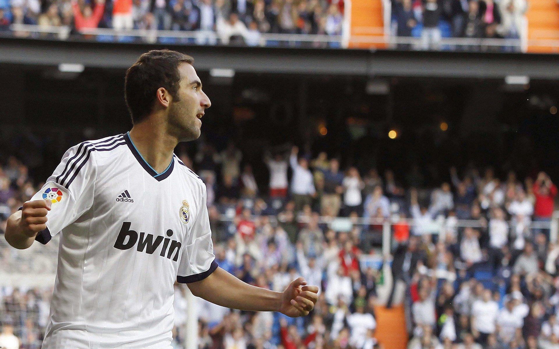 官方钦点！水晶宫飞翼戴帽闪耀北伦敦德比，力压群雄荣膺英超第12轮最佳球员