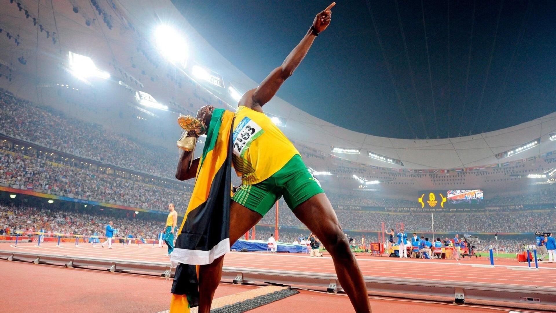 伯纳乌冬夜静悄悄，皇马锁定夏窗豪购，中场换血计划浮出水面